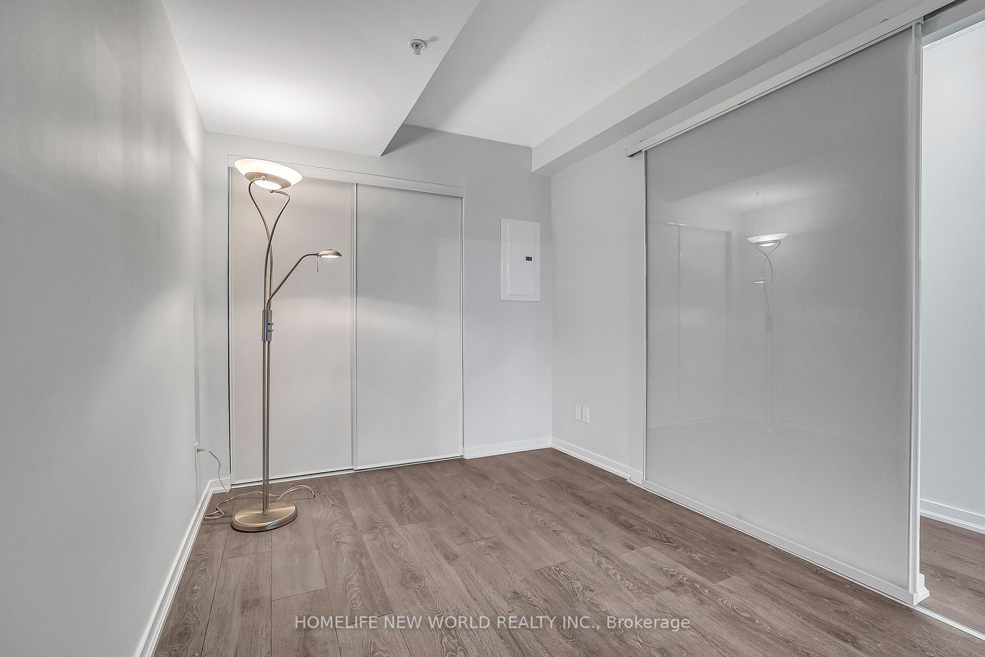 2 Bedrooms Condo at 68 Abell, Toronto For sale