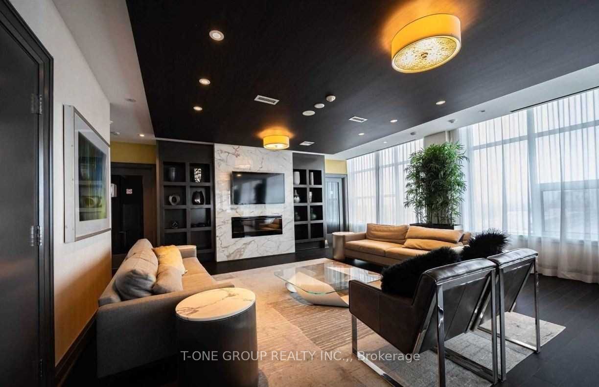 8110 Birchmount Road, #511