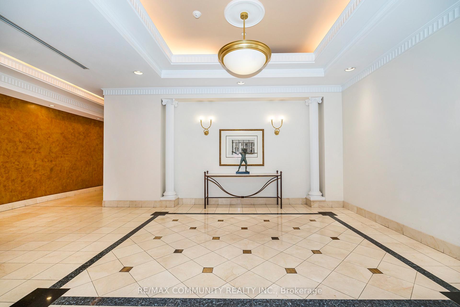 2 Bedrooms Condo at 980 Yonge,  Toronto For sale