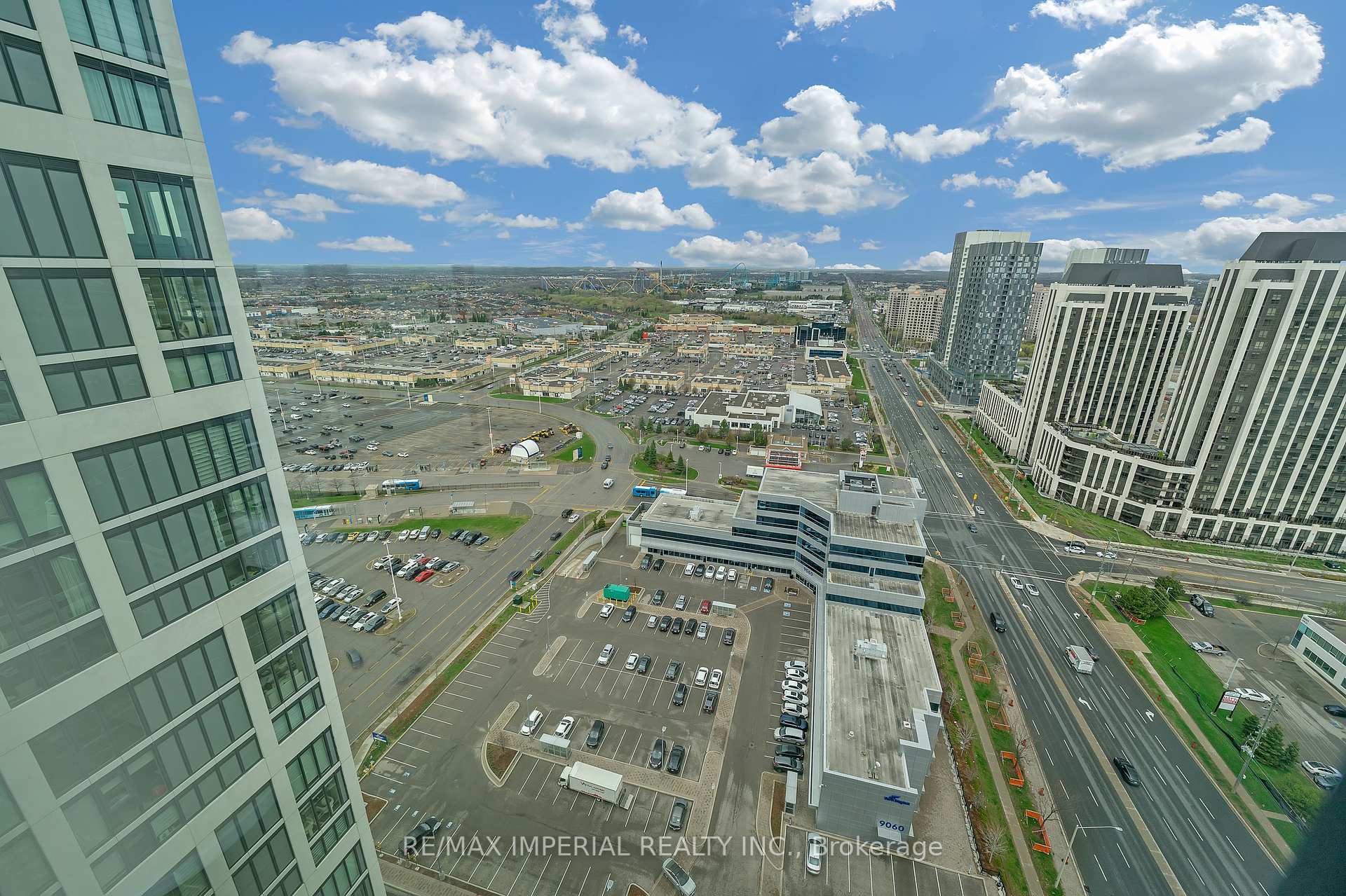 2 Bedrooms Condo at 9000 Jane,  Vaughan For sale