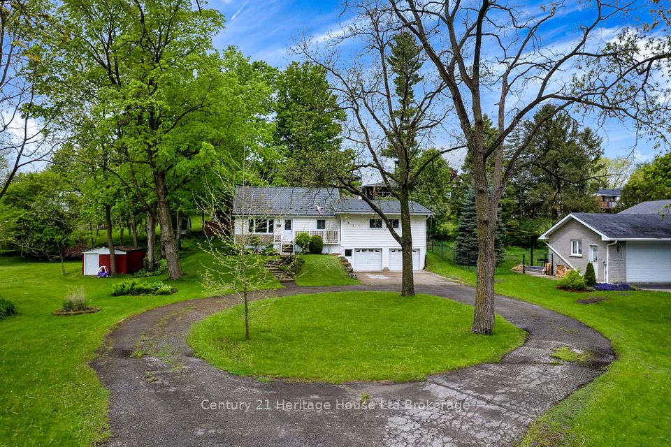 151 Huron