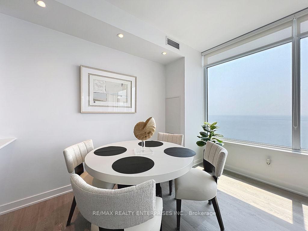 2 Bedrooms Condo at 1928 Lake Shore, Toronto For sale