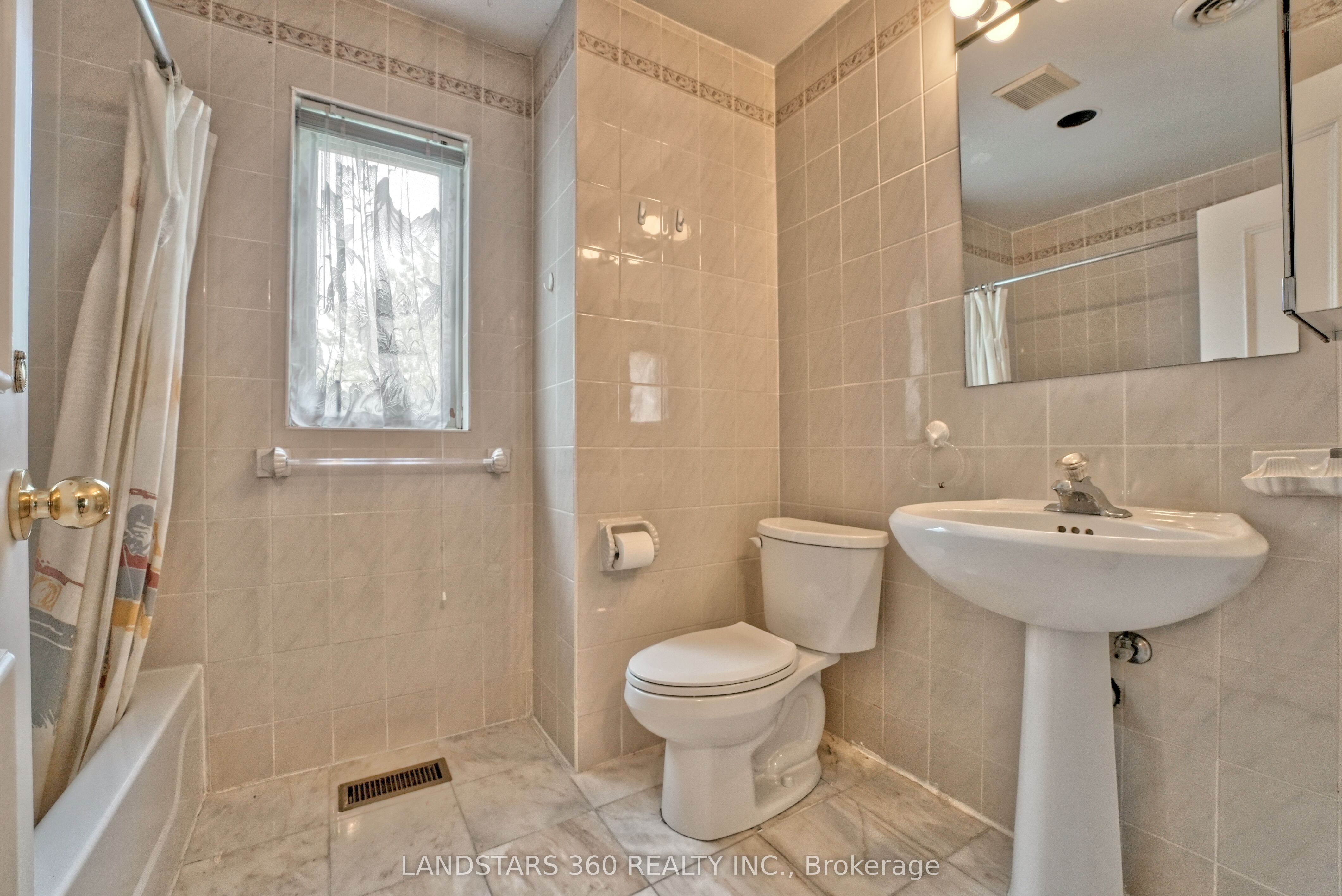 3 Shady Oaks Crescent