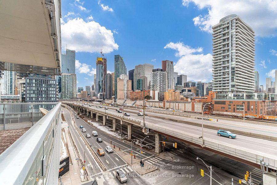1 Bedroom Condo at 15 Lower Jarvis, Toronto For sale