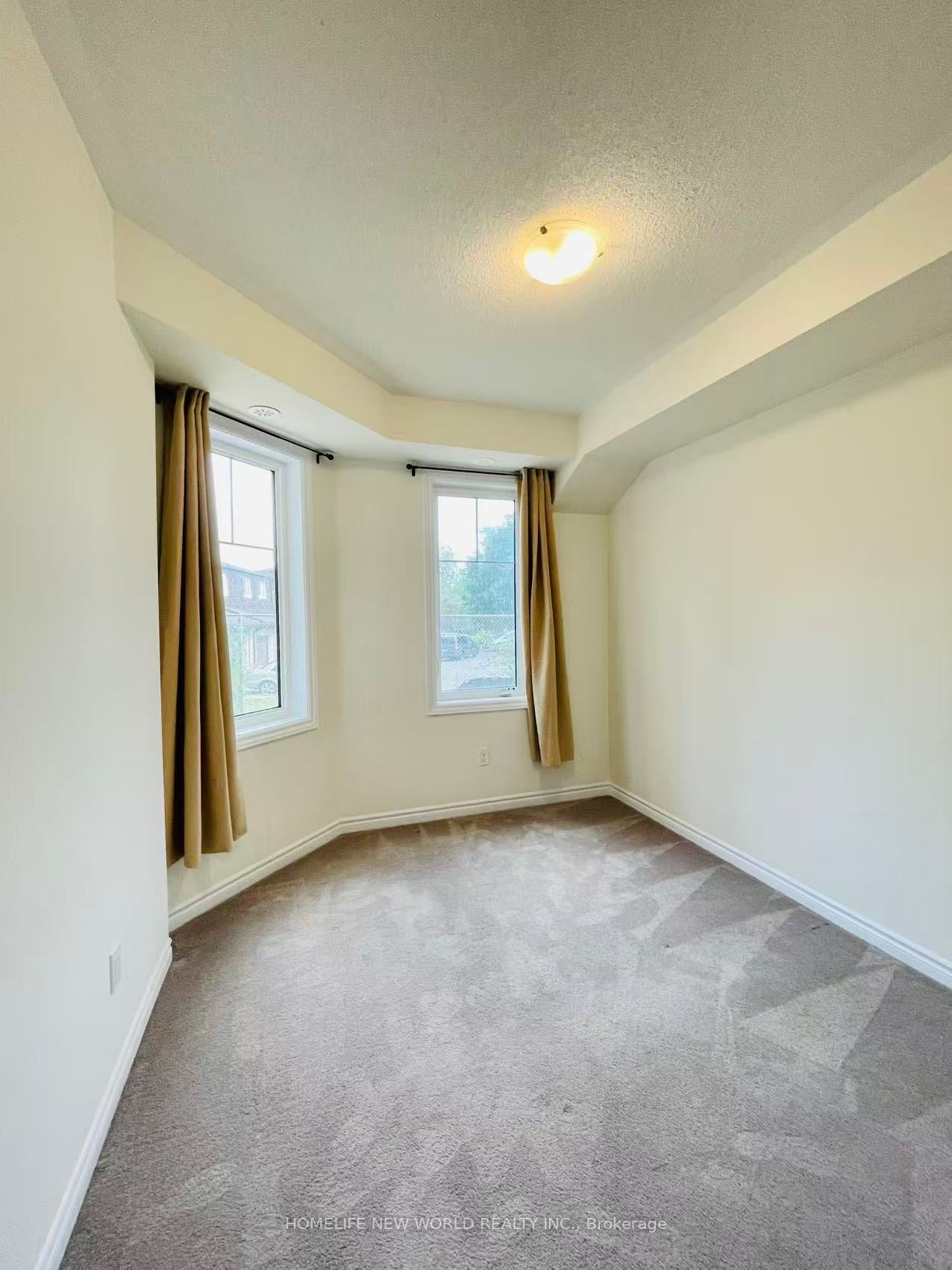 1 Eaton Park Lane, #26