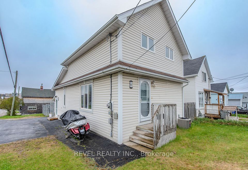 66 Avenue