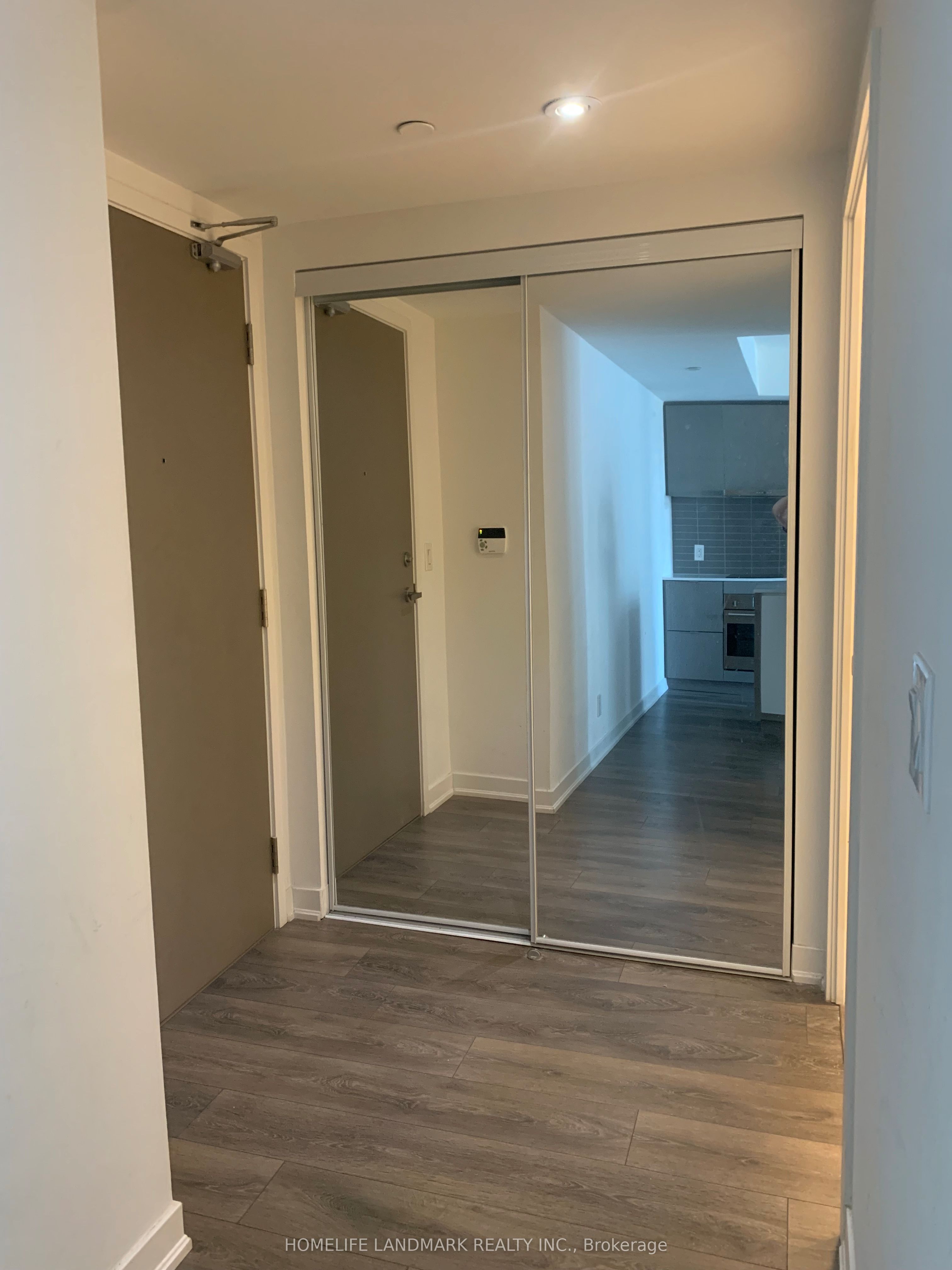 100 Harbour Street, #2605