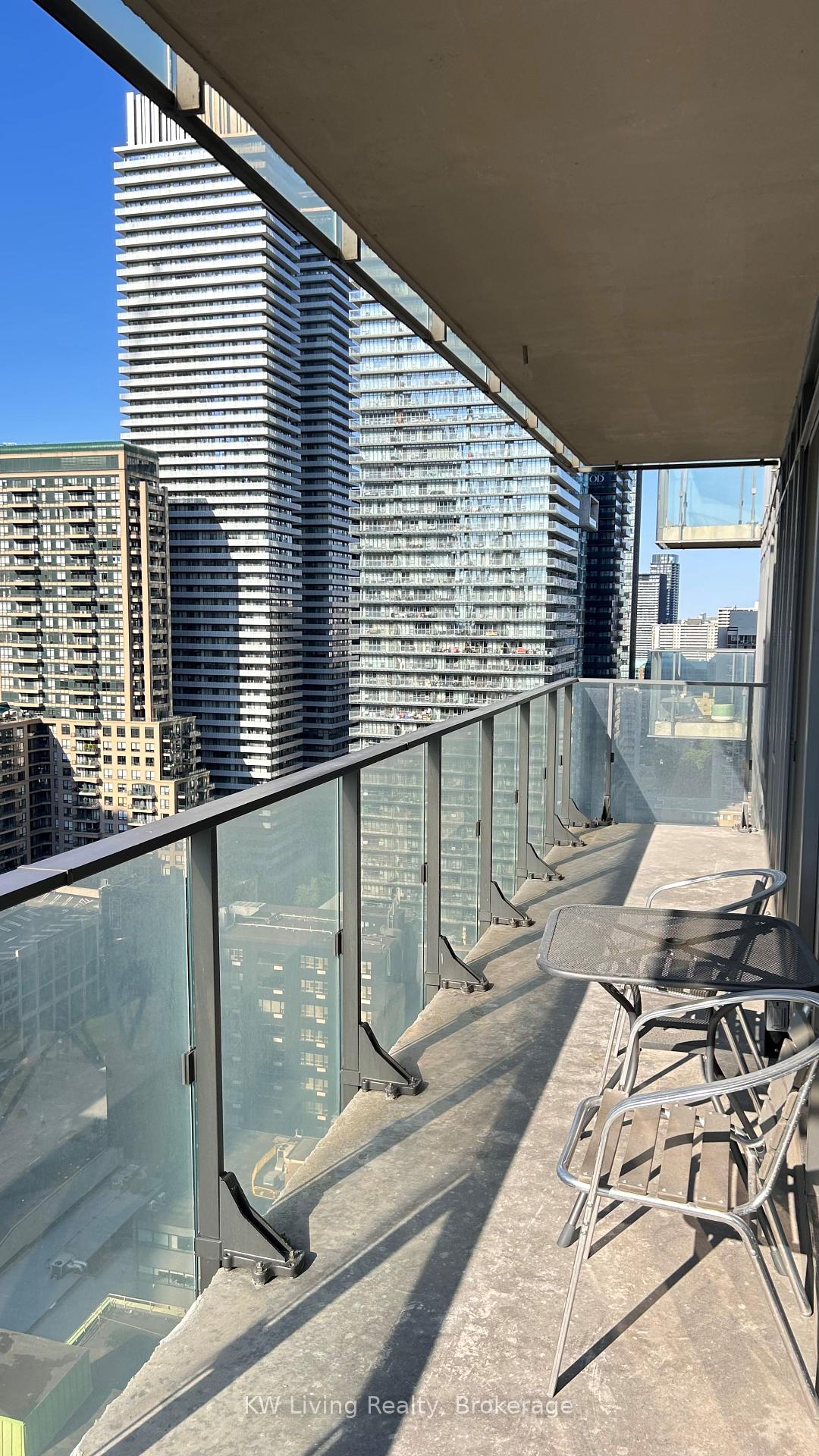1 Bedroom Condo at 75 St Nicholas, Toronto For sale