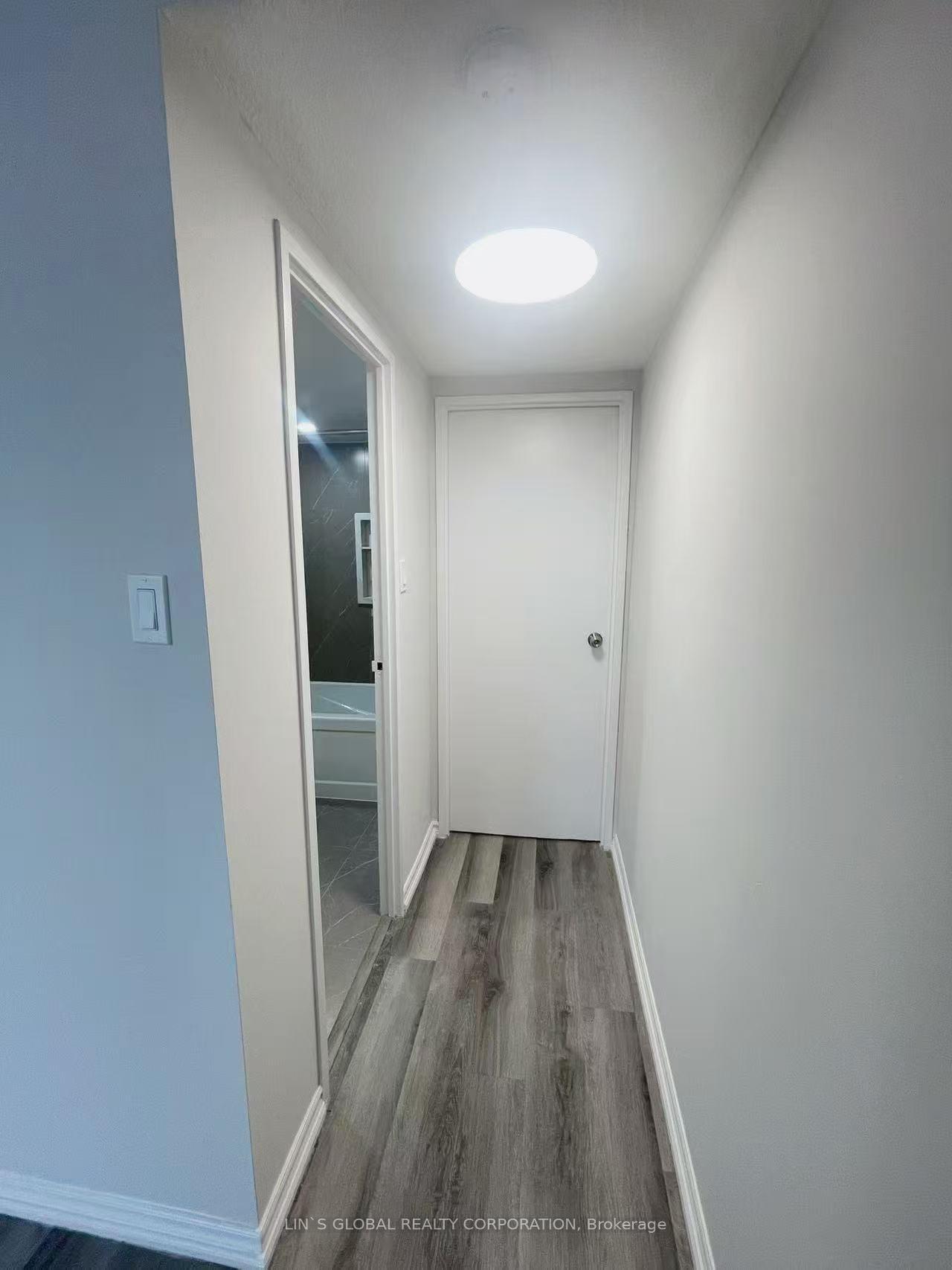 5 Bedrooms Condo at 519 Dundas, Toronto For sale
