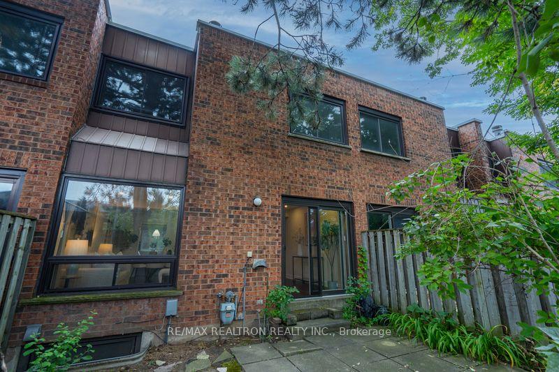 4 Bedrooms Condo at 296 Torresdale,  Toronto For sale