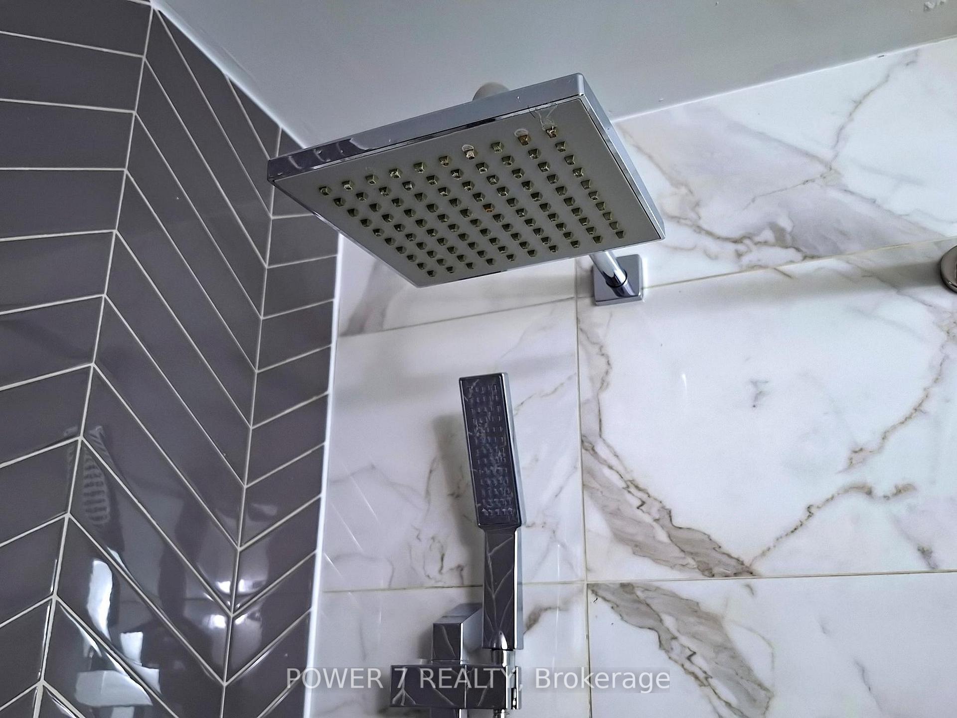 1 Bedroom Condo at 27 McMahon,  Toronto For sale