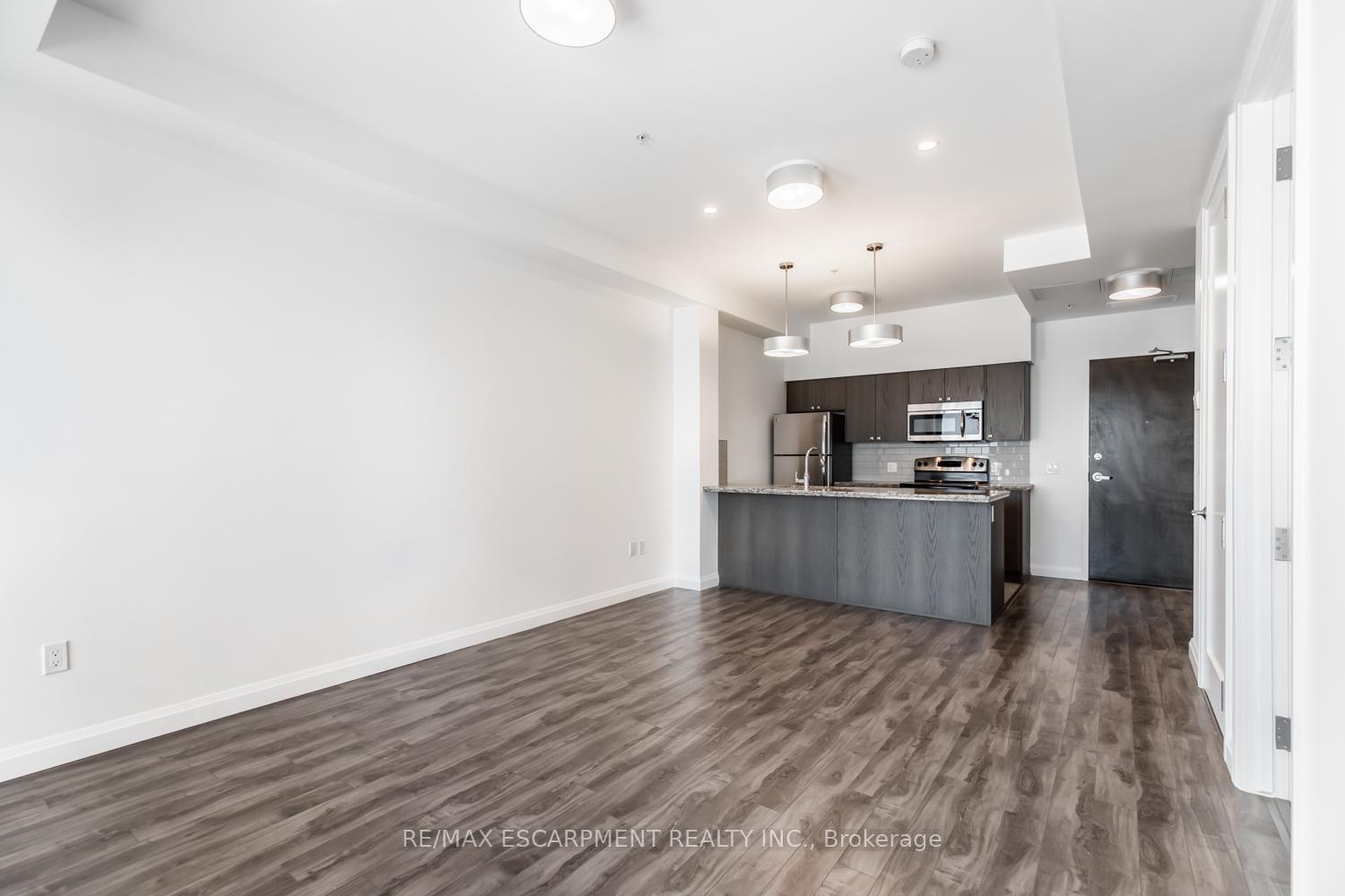 1 Bedroom Condo at 112 King,  Hamilton For sale