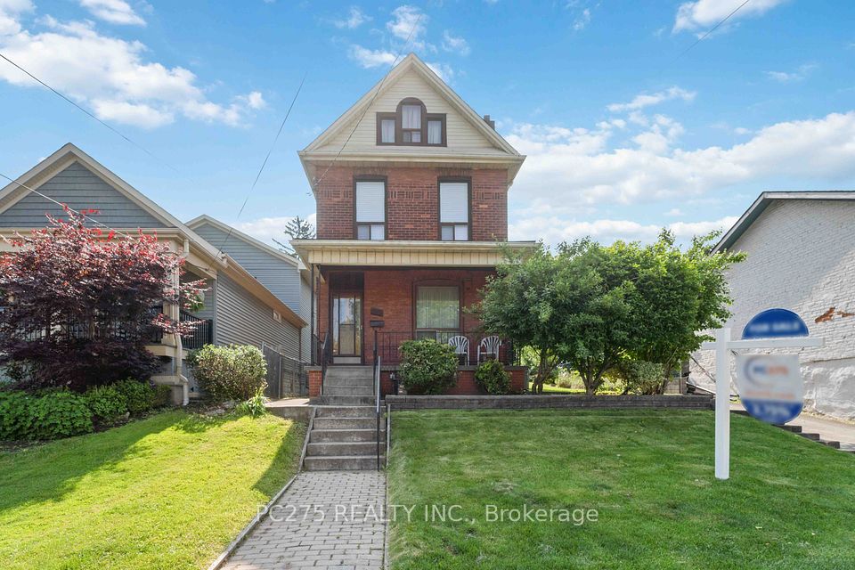 538 Hughson