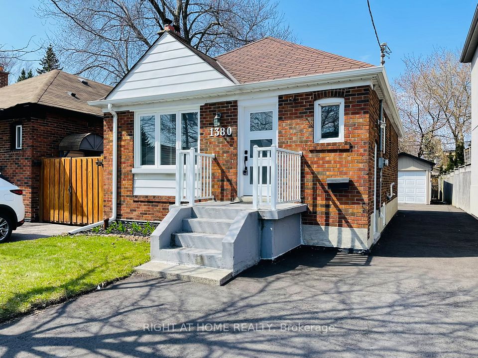 1380 Woodbine