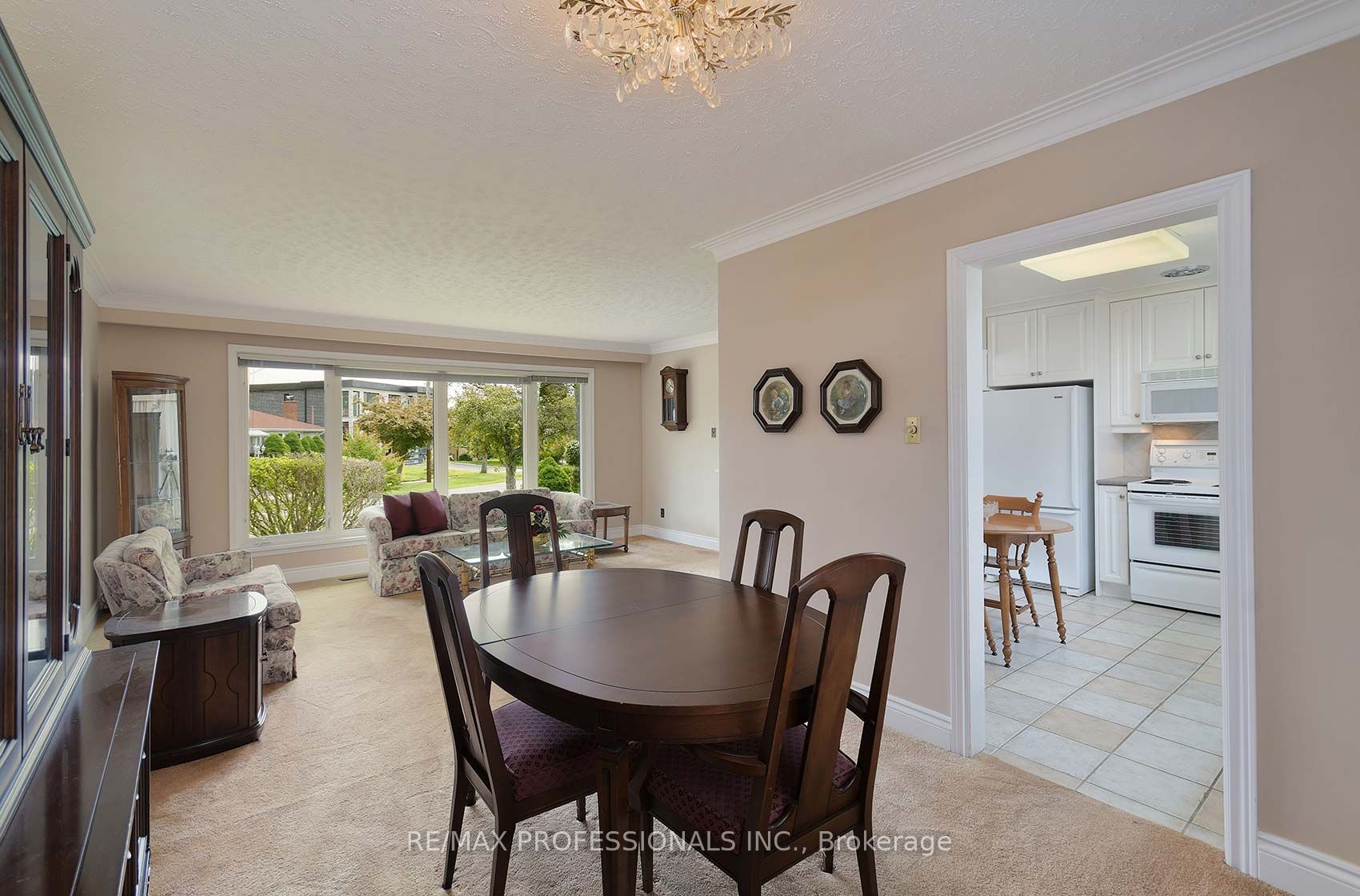 14 Baskerville Crescent