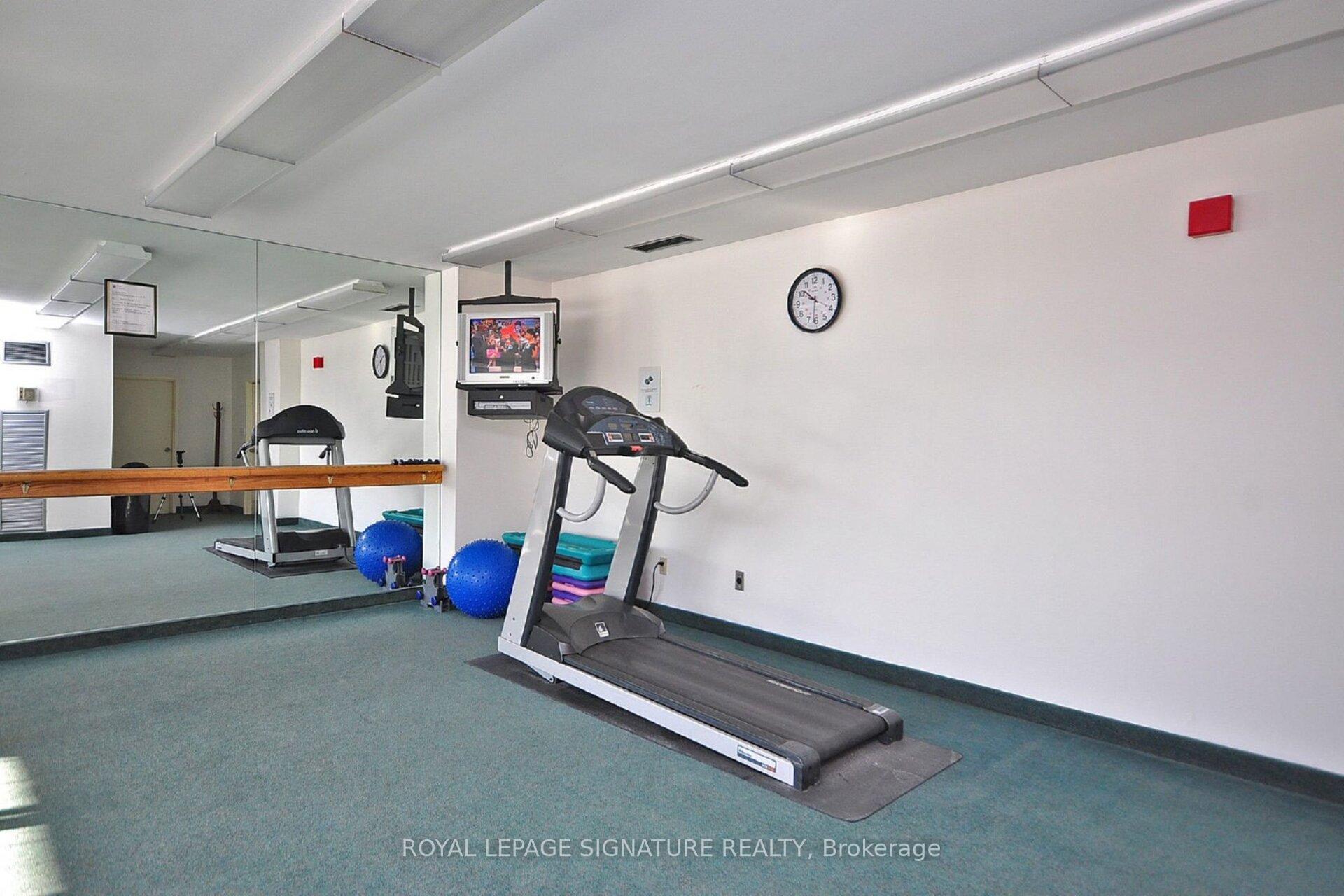 4 Bedrooms Condo at 1300 Mississauga Valley,  Mississauga For sale
