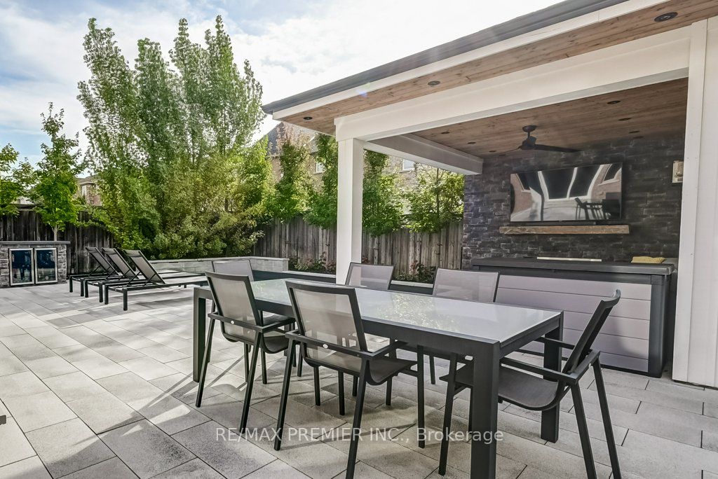 50 Basilica Drive