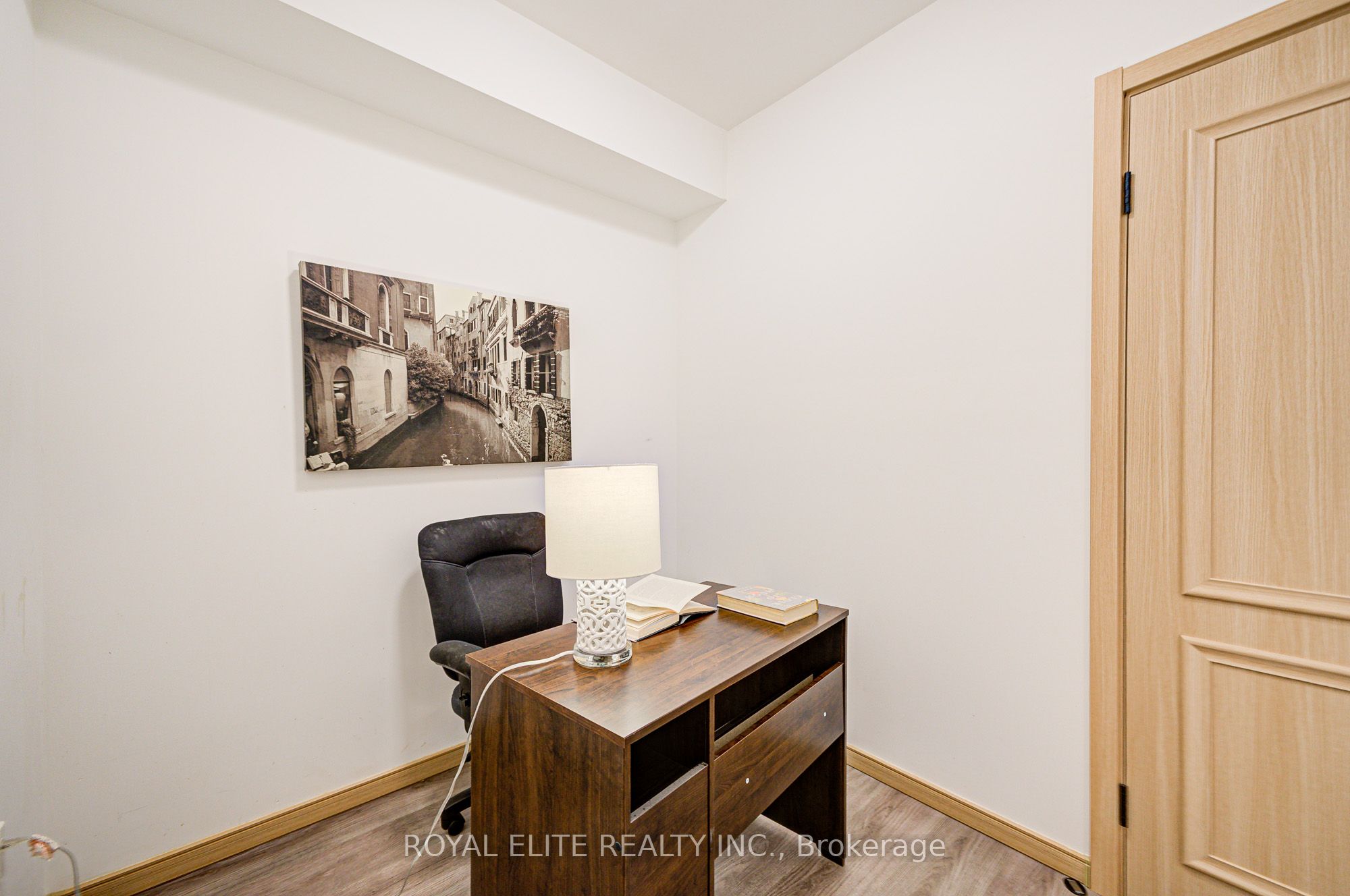 200 Chester Le Boulevard, #D205