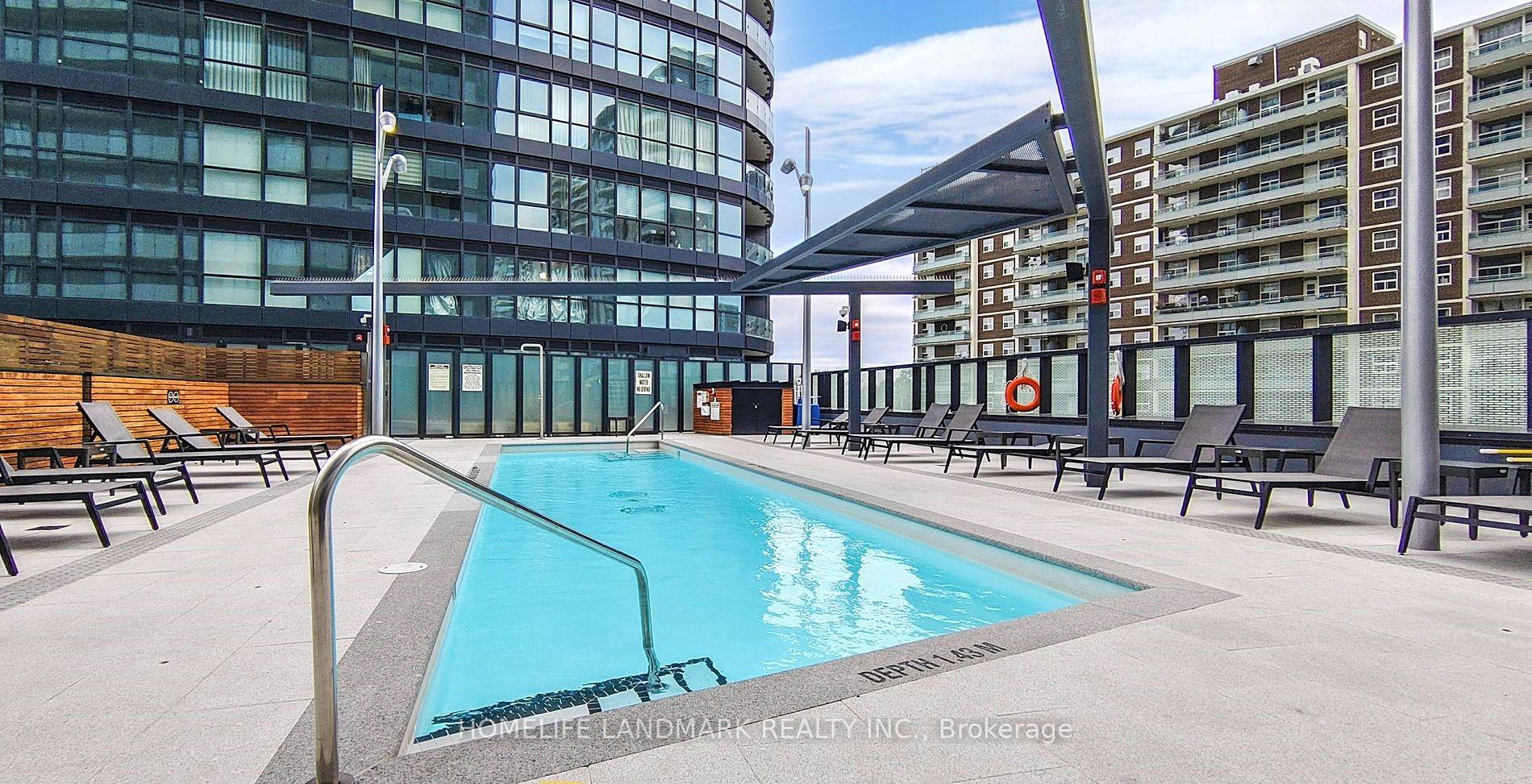2 Bedrooms Condo at 575 Bloor,  Toronto For sale
