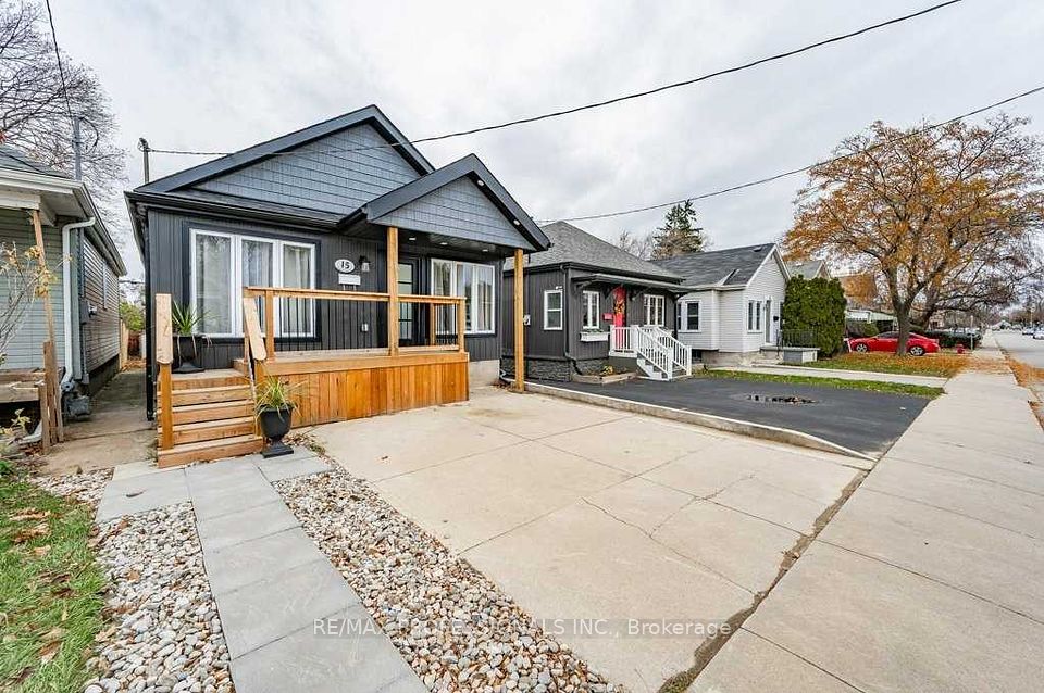#MAIN - 15 Wexford Avenue, Hamilton, ON L8H 4M2