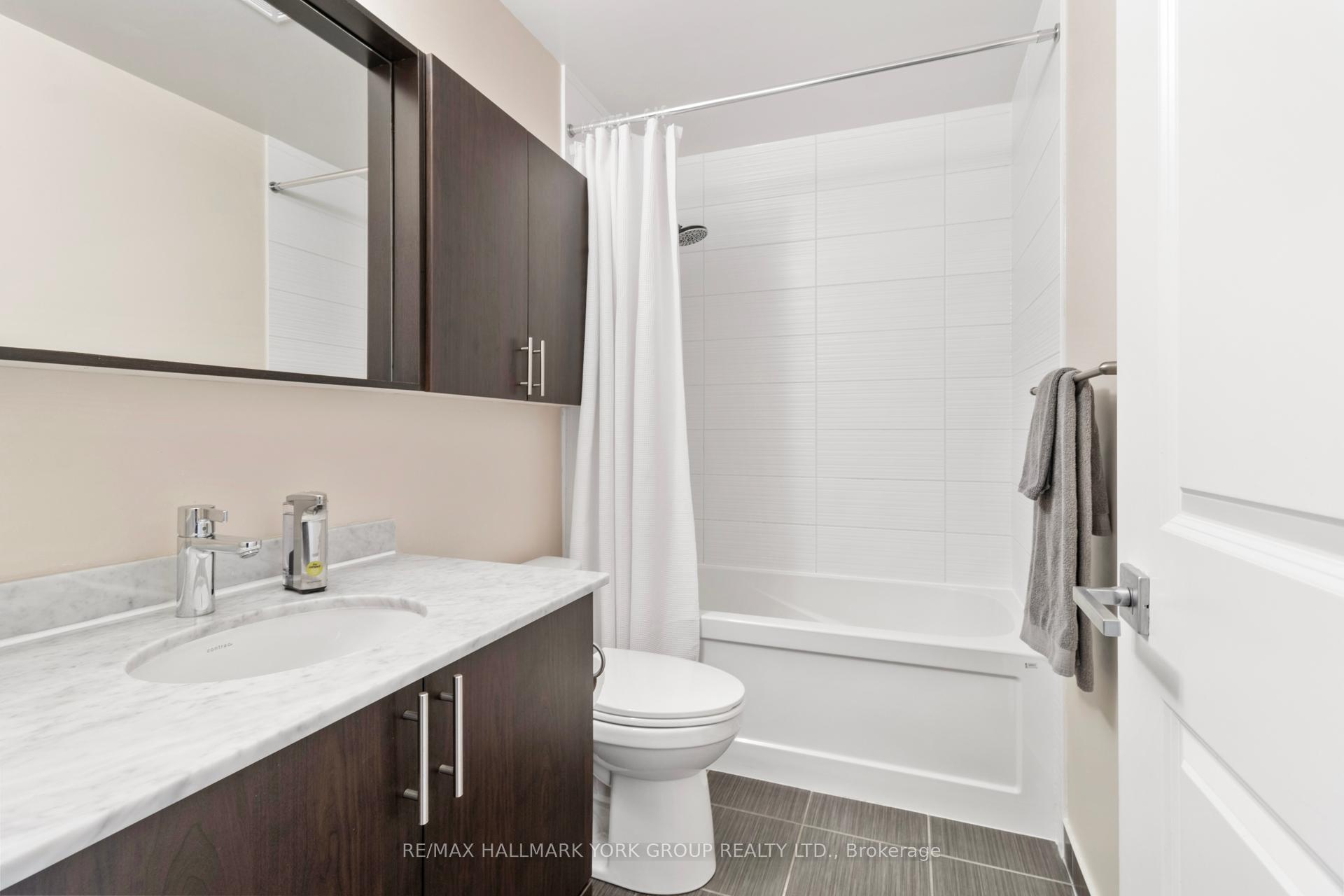 1 Bedroom Condo at 85 North Park, Vaughan For sale