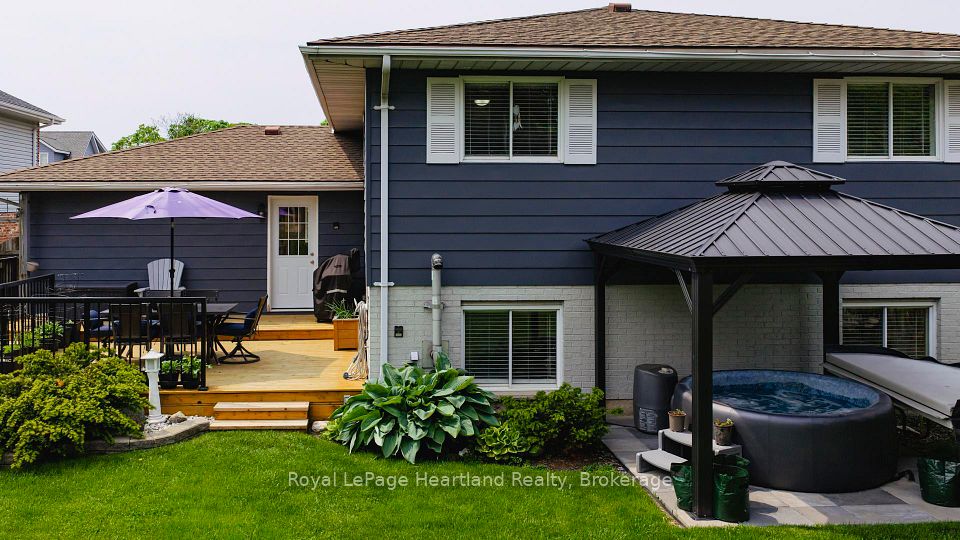 651 Kennard Crescent, Kincardine, ON N2Z 1T5