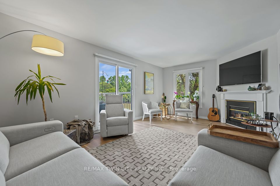 301 Carlow
