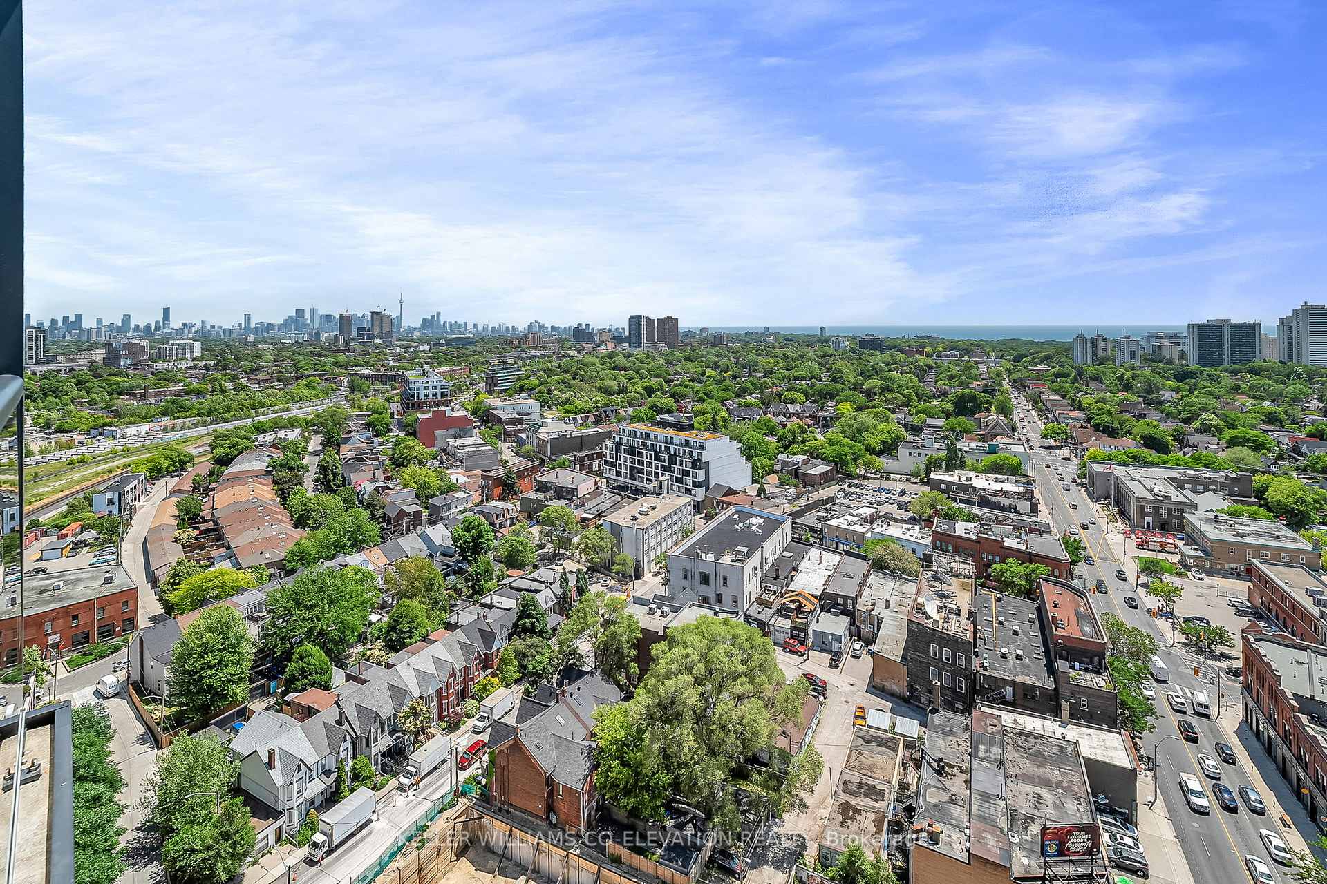 3 Bedrooms Condo at 60 Heintzman, Toronto For sale