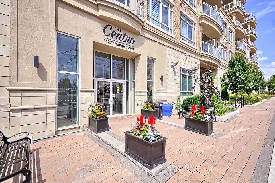 15277 Yonge
