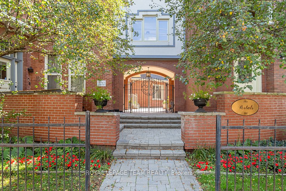 292 Laurier