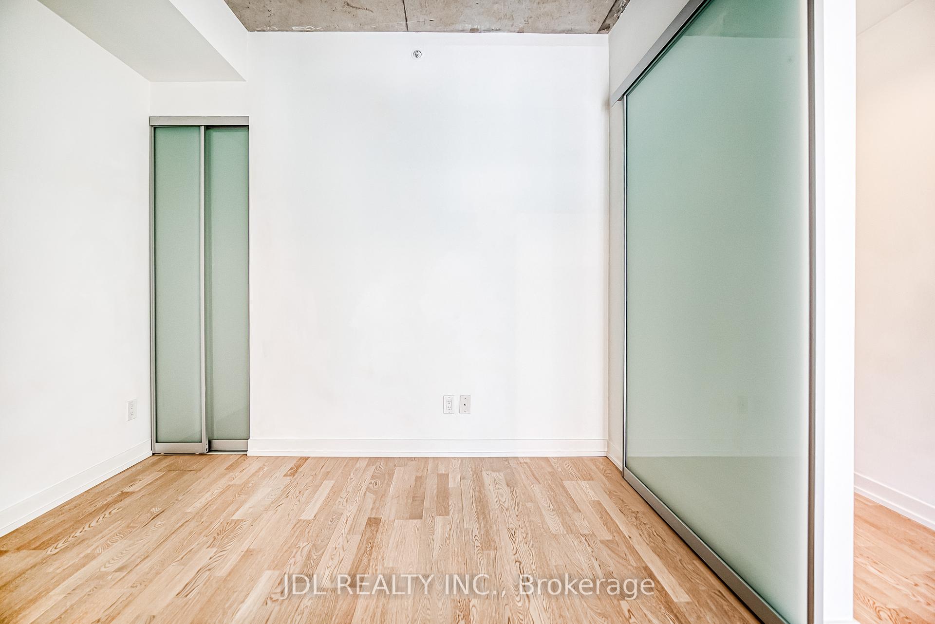 1 Bedroom Condo at 461 Adelaide, Toronto For sale