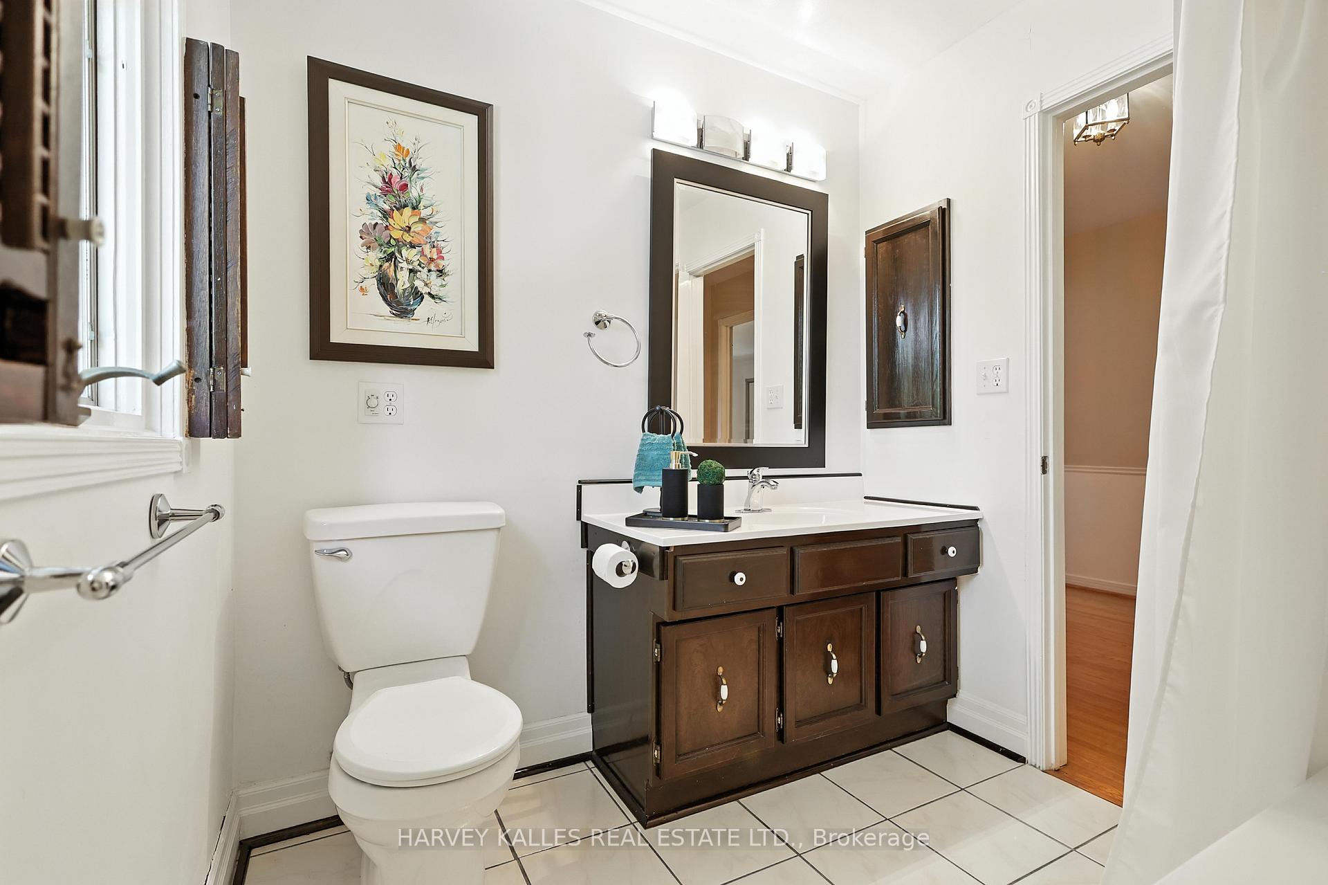 15 Woolsthorpe Crescent