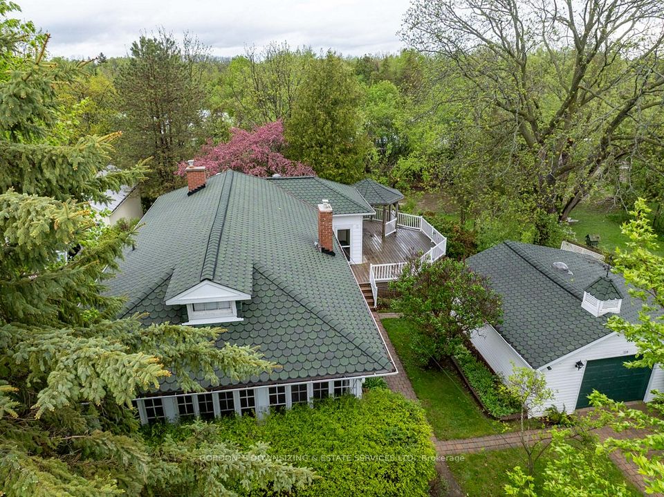 138 Simcoe