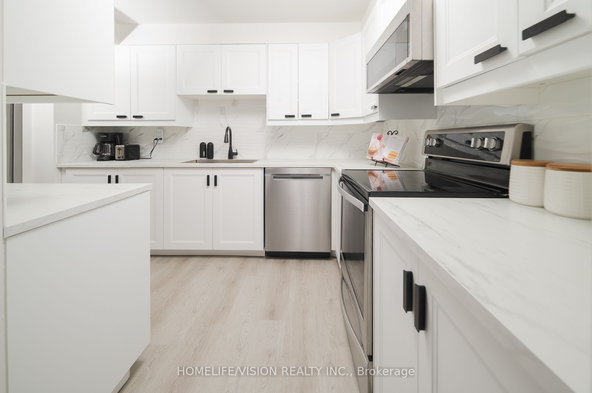 7 Townsgate Drive, #413