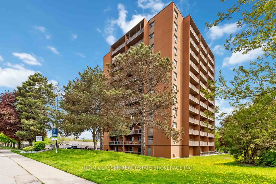 #220 - 1570 Adelaide Street, London North, ON N5X 2L7