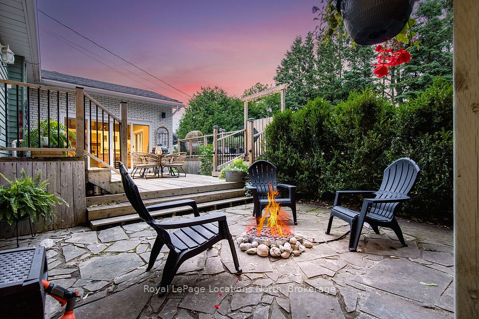 221 JANE Street, Clearview, ON L0M 1S0