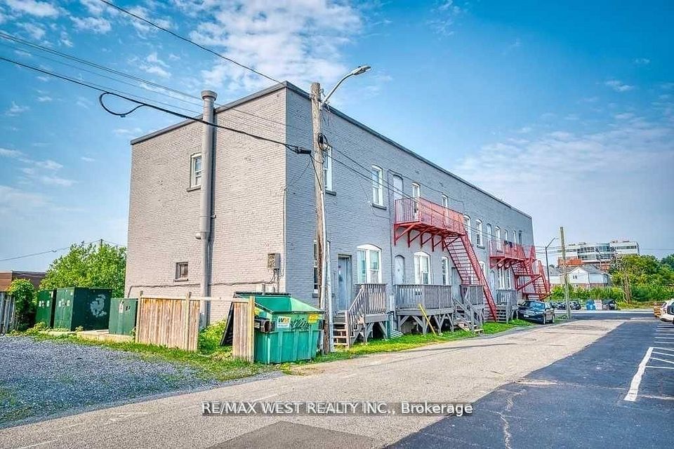 44 Frood Road, Sudbury Remote Area, ON P3C 4Z2