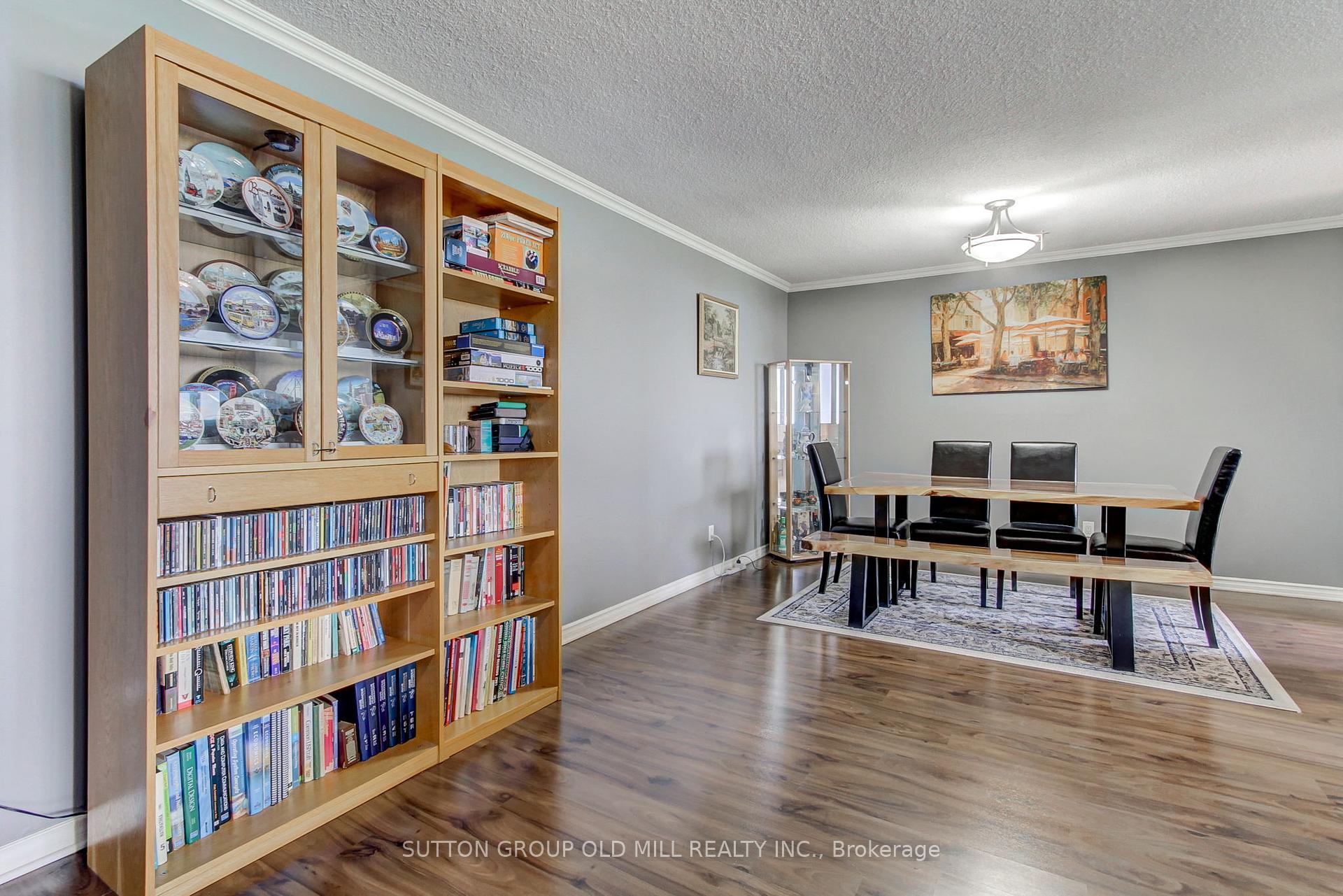3 Bedrooms Condo at 133 Torresdale, Toronto For sale