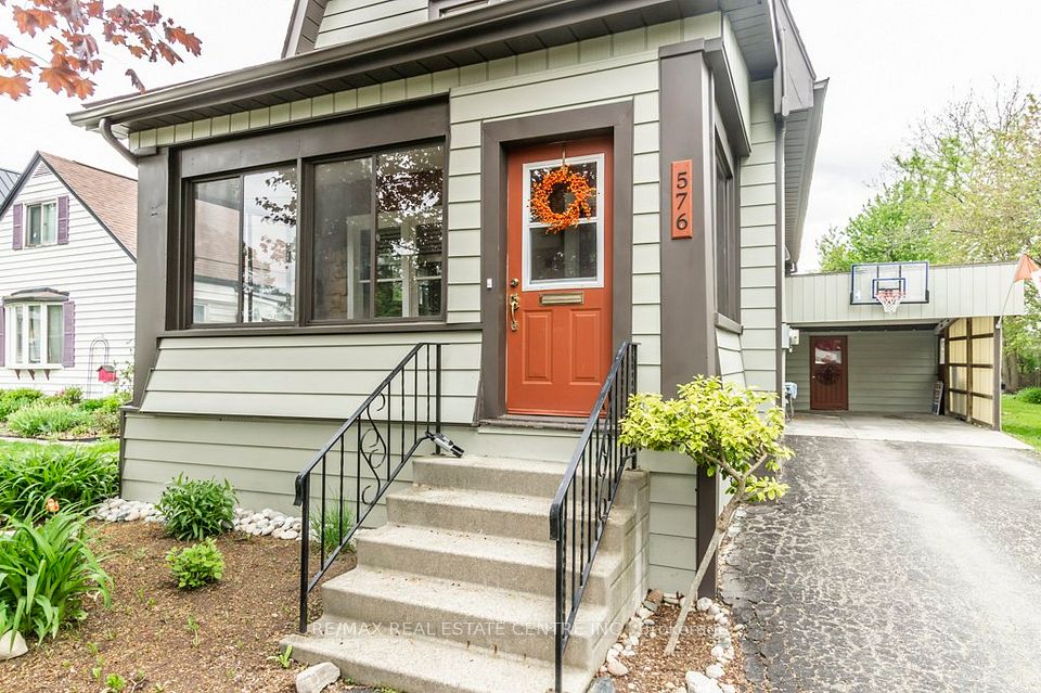 576 Brunswick