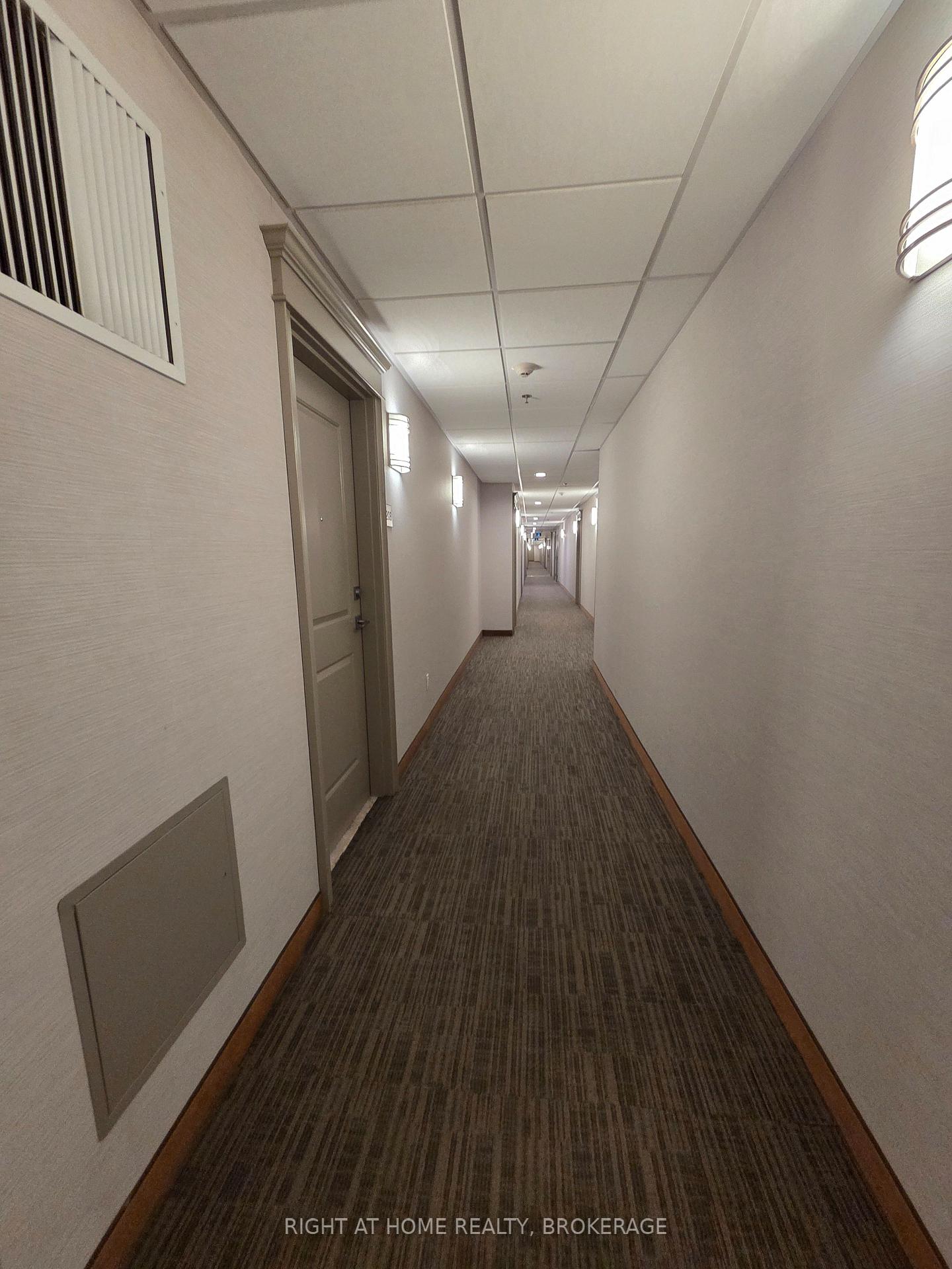 1 Bedroom Condo at 2490 Old Bronte, Oakville For sale