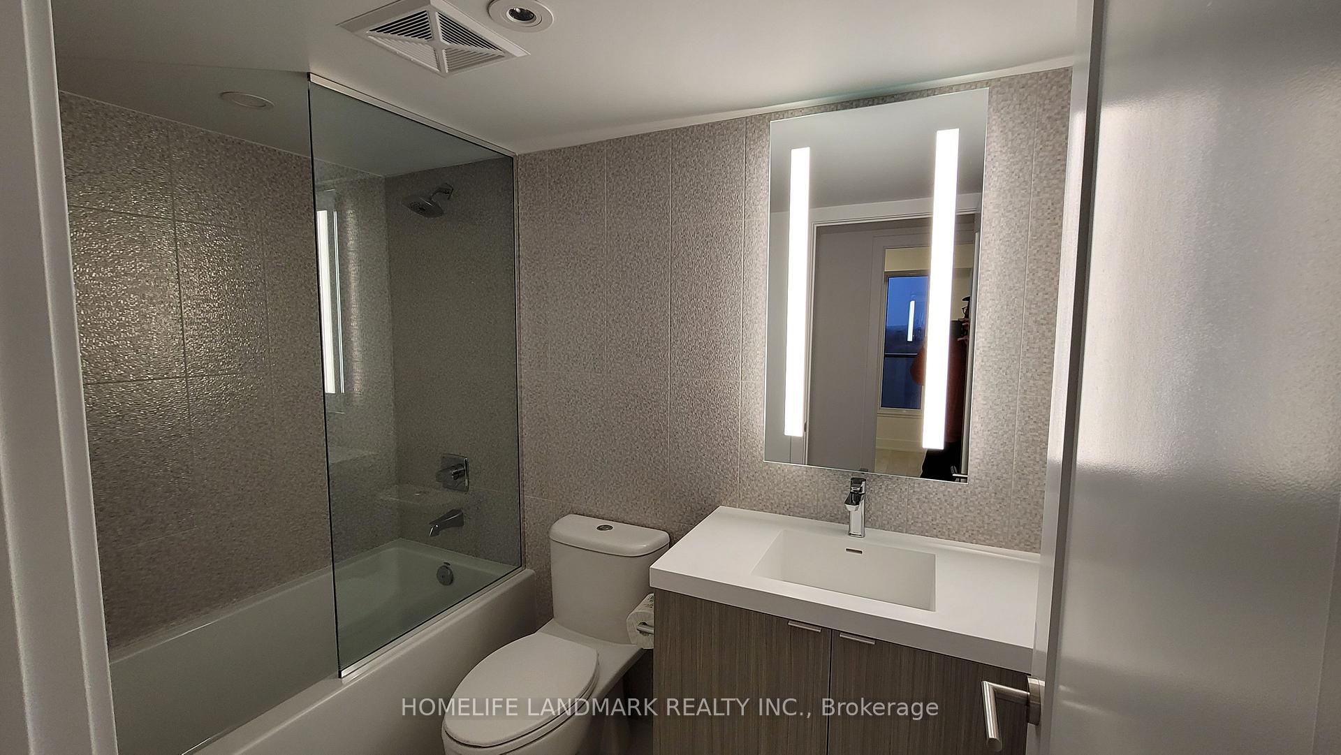 2 Bedrooms Condo at 575 Bloor,  Toronto For sale