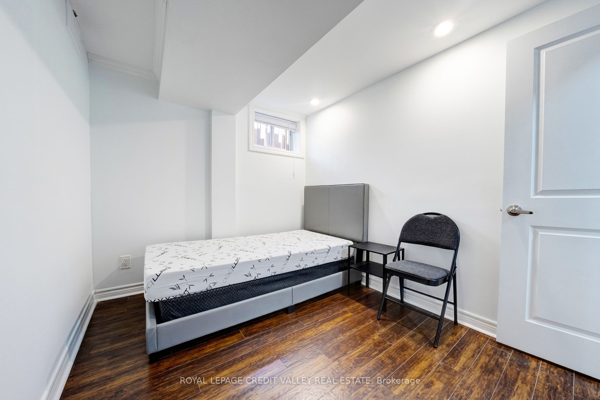 3212 Valmarie Avenue, #Basement