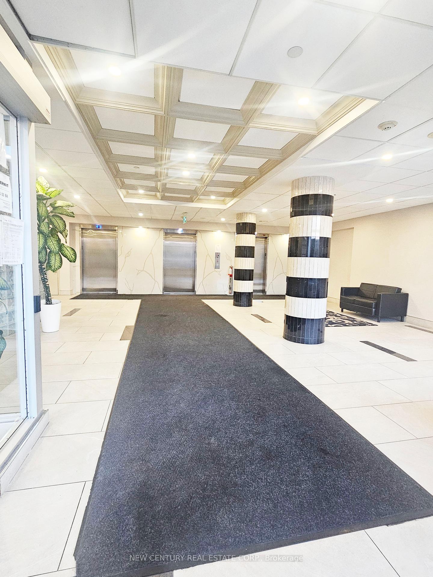 2 Bedrooms Condo at 1470 Midland,  Toronto For sale