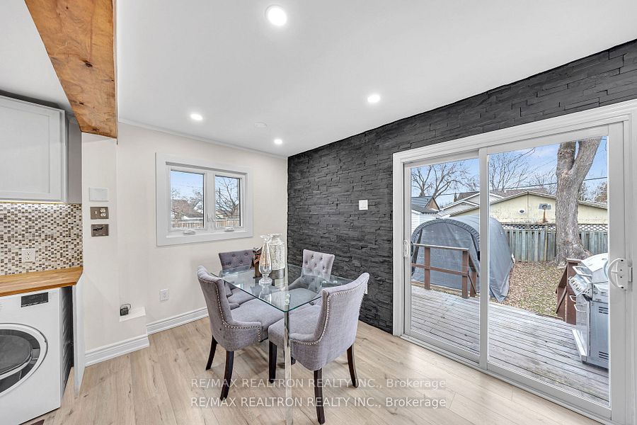 8 Maple Street