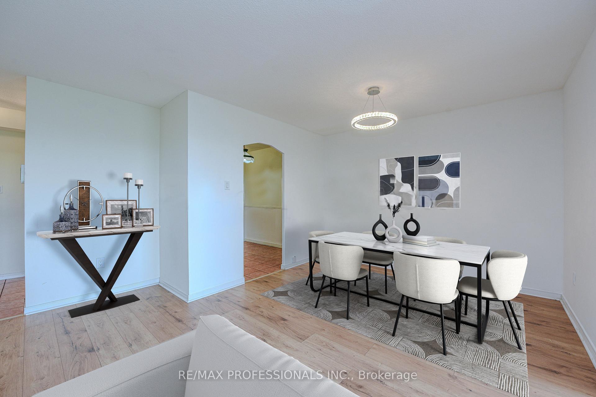 3 Bedrooms Condo at 362 The East Mall, Toronto For sale