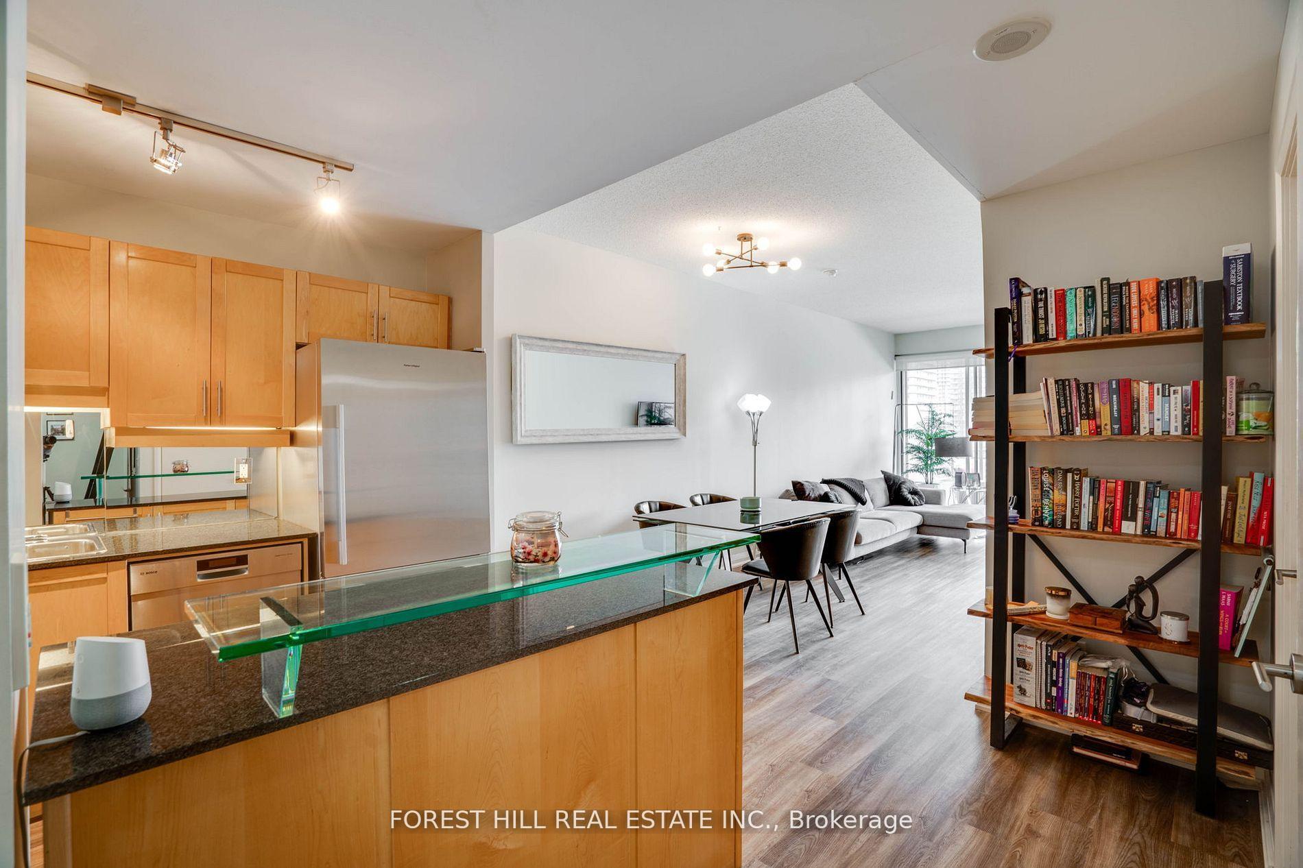 2 Bedrooms Condo at 220 Victoria, Toronto For sale