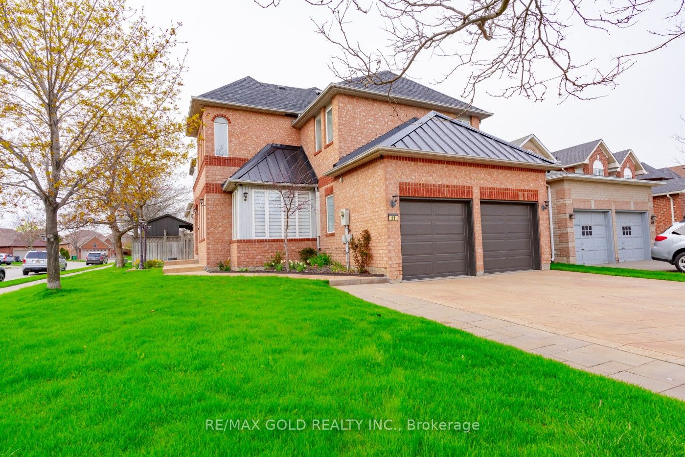 51 Pebblestone Circle, Brampton, ON L6X 4N2