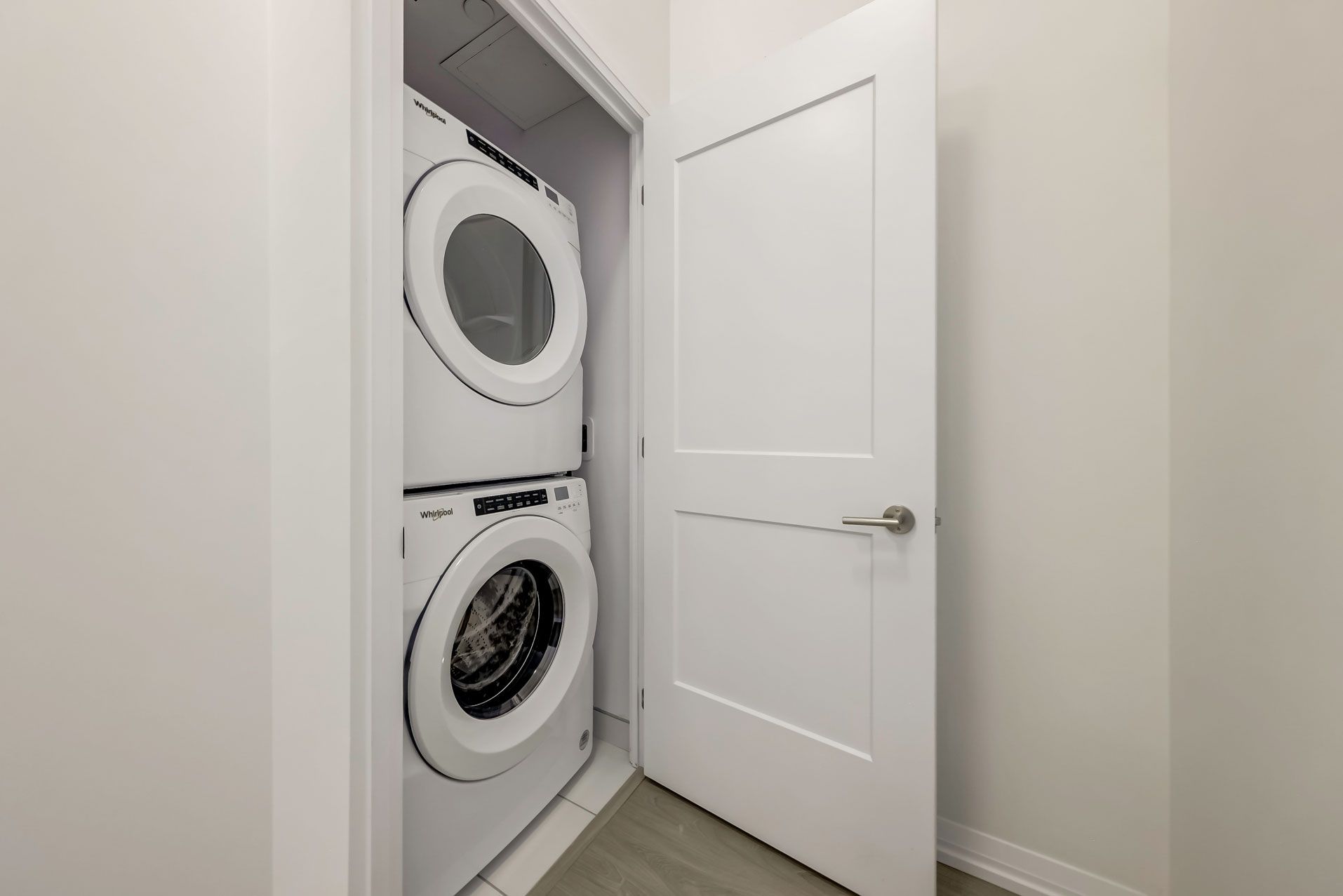50 Dunfield Avenue TH116
