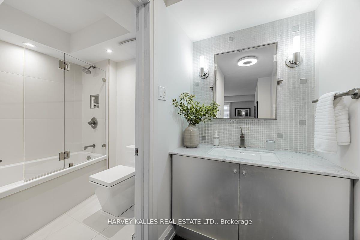 3 Bedrooms Condo at 447 Walmer, Toronto For sale