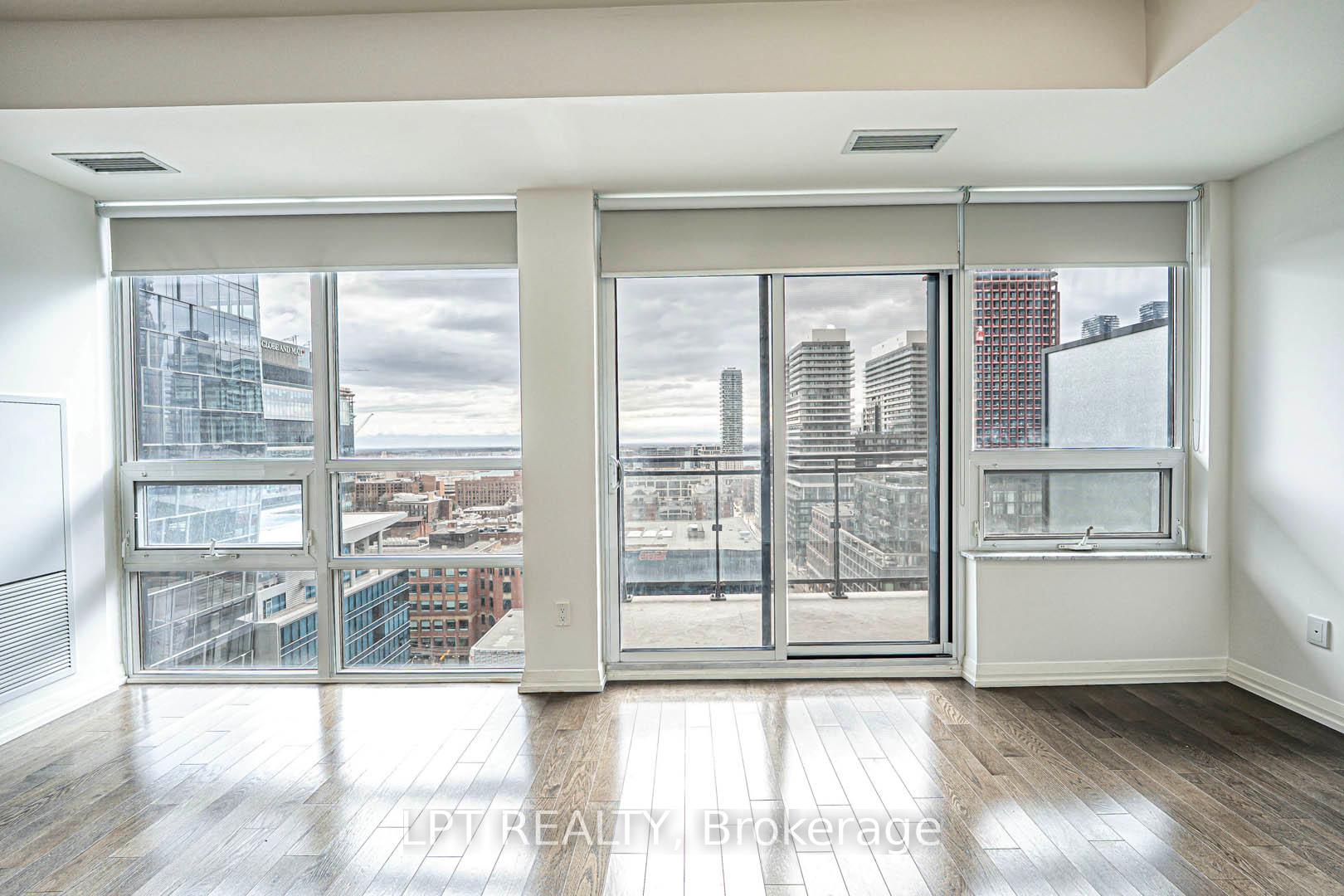 Condo at 460 Adelaide,  Toronto For sale